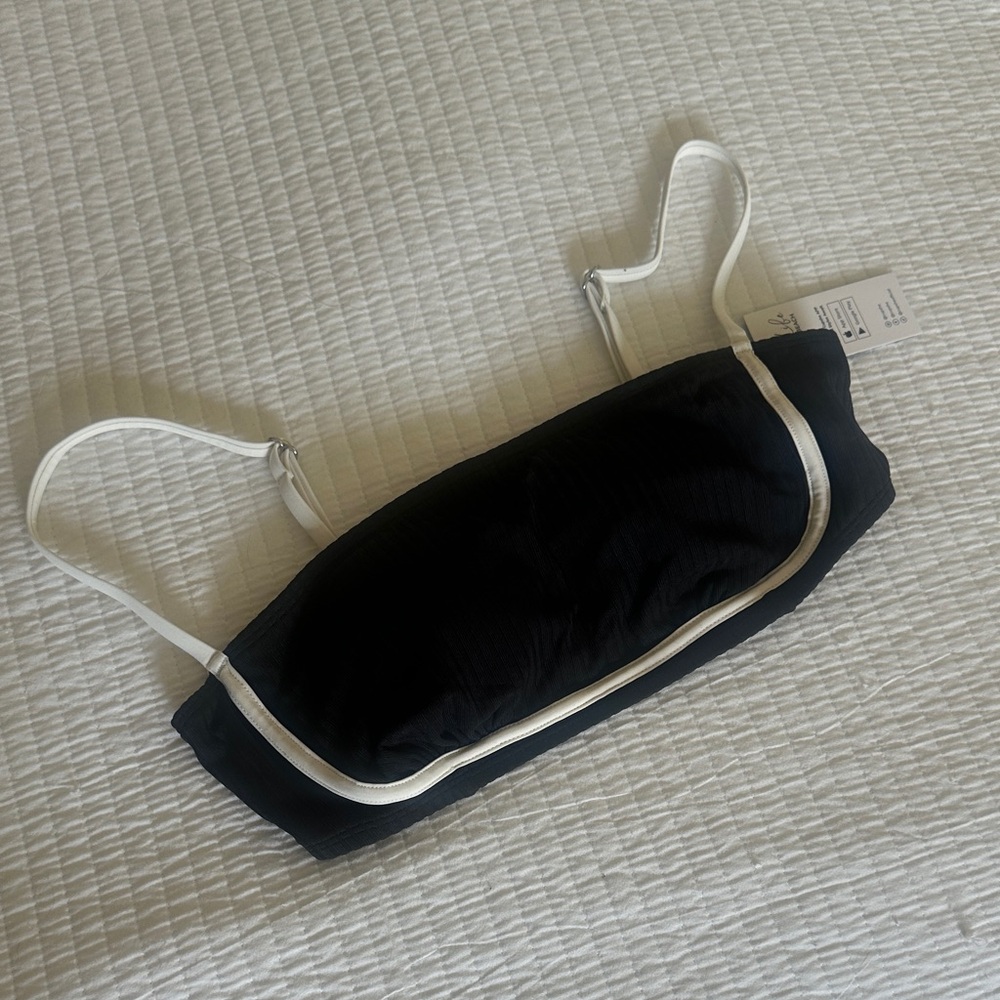 FREE W/ PURCHASE: Bathing suit top